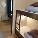 特维恩德露营地 营地 *
